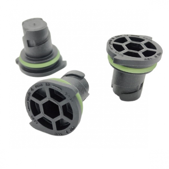 000 990 9518  OIL DRAIN PLUG